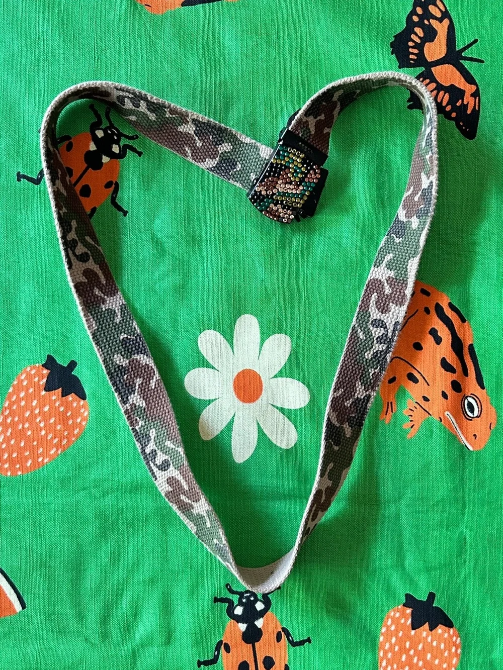 Betseyville Y2K Camo Belt - Picture 3 of 5